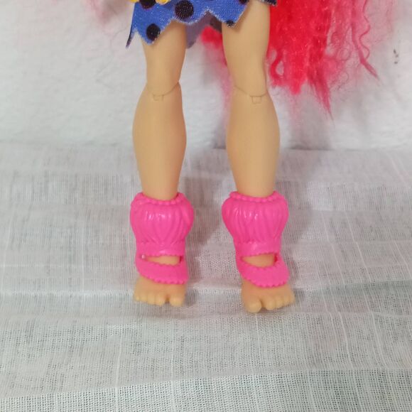 Cave Club Emberly Doll Mattel Posable Artist Toy GUC 8" with Outfit - Picture 4 of 5